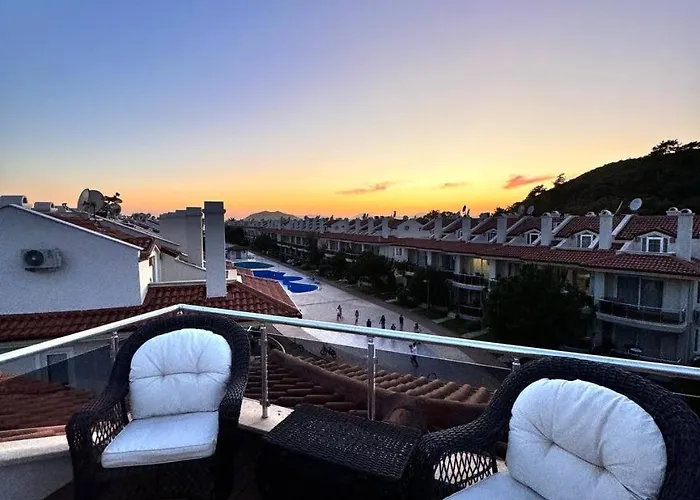 Sunset Club 3 Bedroom Appartement Fethiye